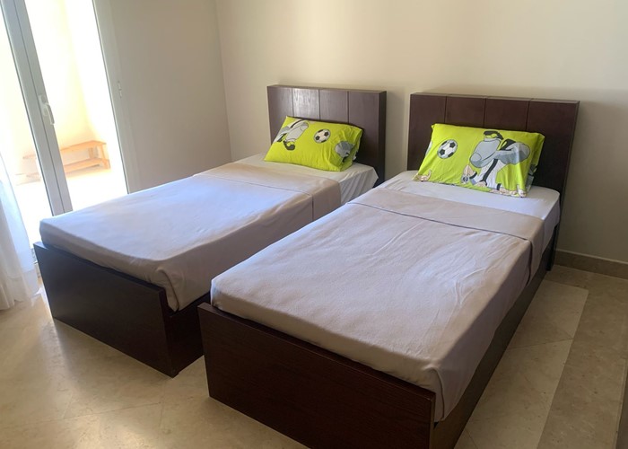 2 BR apartment with sea and pool view - 9